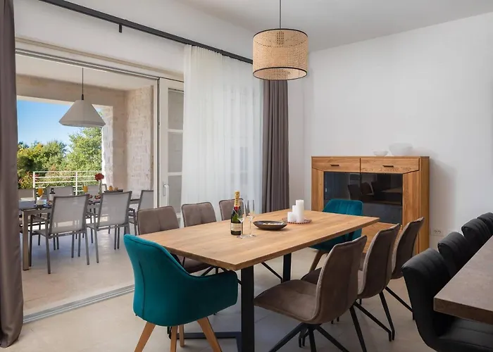 Villa Celeste By Ilc