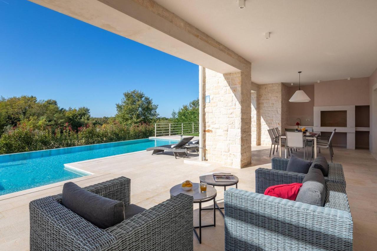 Villa Celeste By Ilc