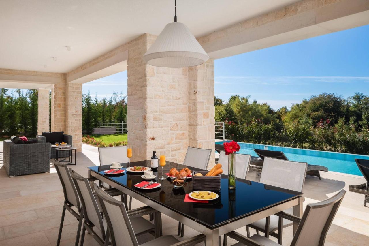 Villa Celeste By Ilc Brtonigla